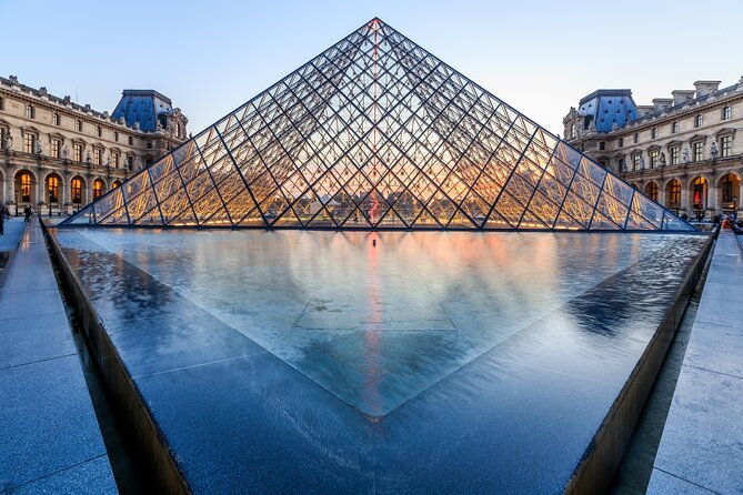Entry ticket for the Louvre Museum in Paris - Timed entry at the pyramid
