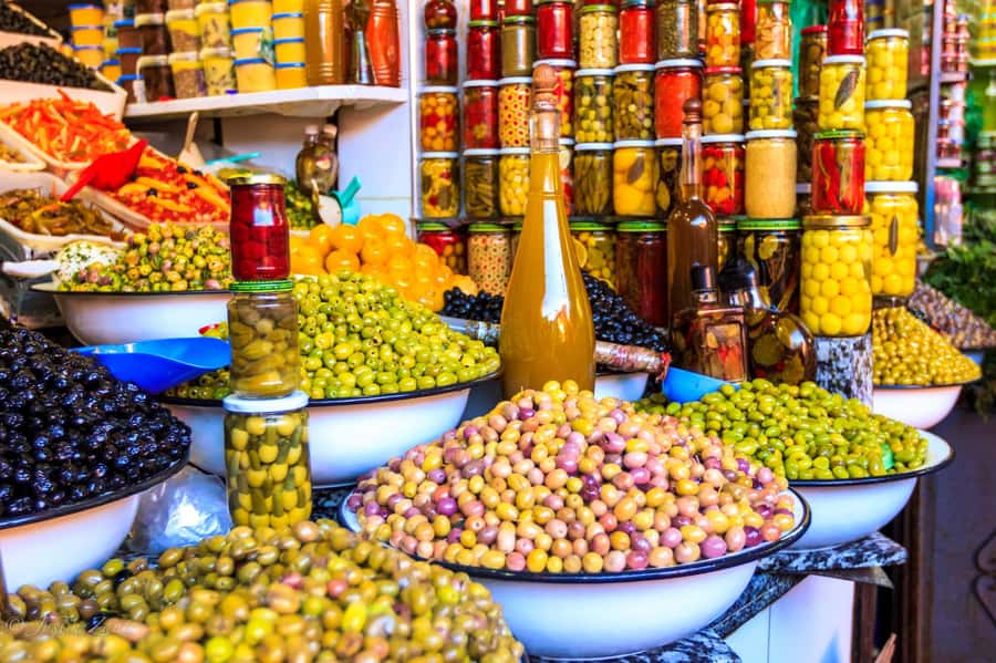Fes: Attarine Madrasa, Museum, Tannery, Souk and Medina Tour - Starting at Bab Boujloud and Entering the Old City