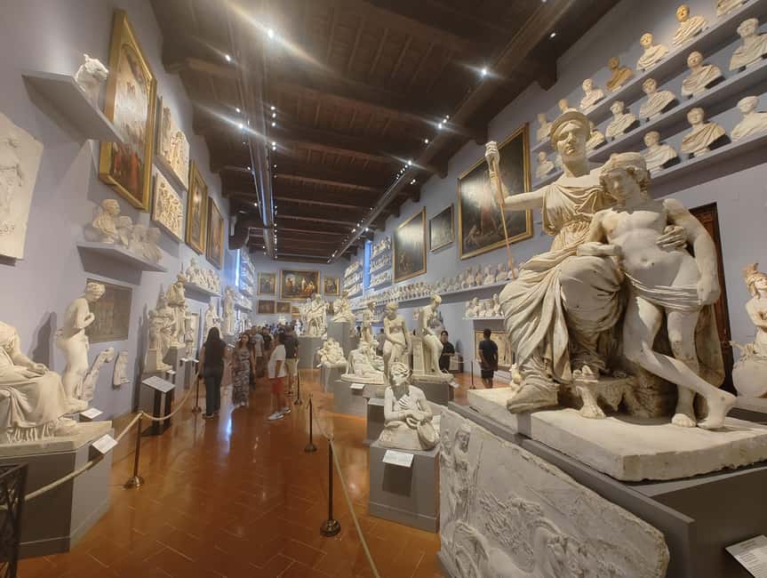 Florence: Accademia Gallery and Michelangelo’s David Tour - Practical details for a smoother visit
