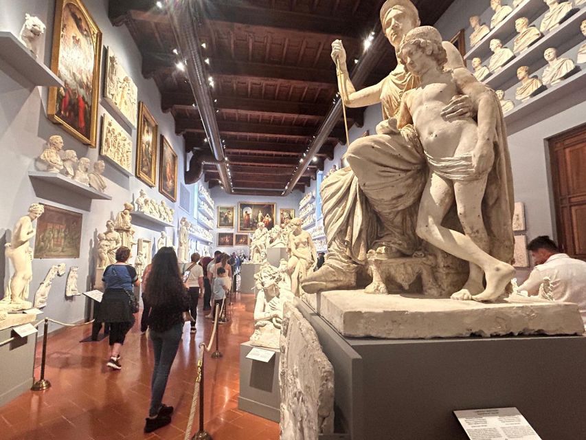 Florence: Accademia Gallery David Entry & Audio Guide App - Medieval and Renaissance paintings upstairs