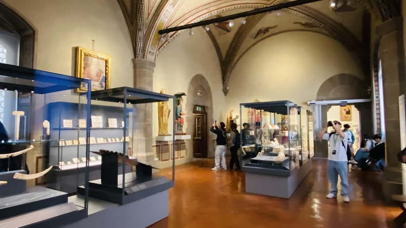 Florence: Bargello Museum Guided Tour with Entry Ticket - Donatello’s David and St. George