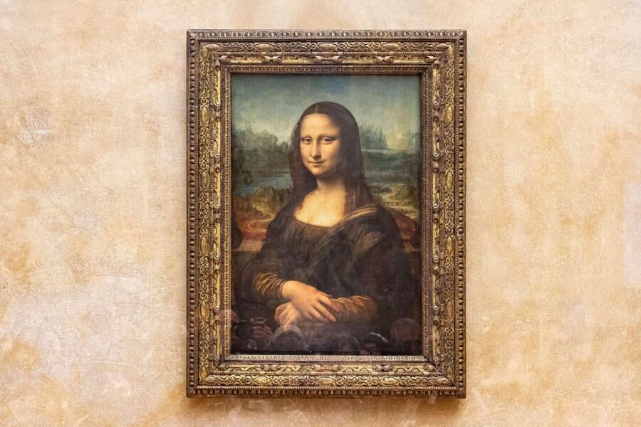 Florence: Leonardo da Vinci Guided Walking Tour with Museum - A private guide can change the feel of the walk