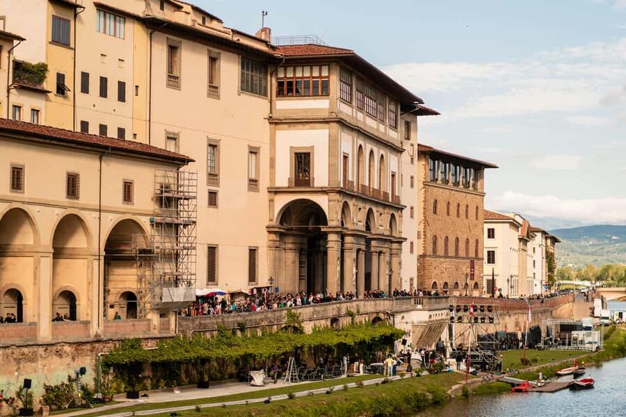 Florence: Uffizi Gallery Guided Tour - Meeting at Piazzale degli Uffizi