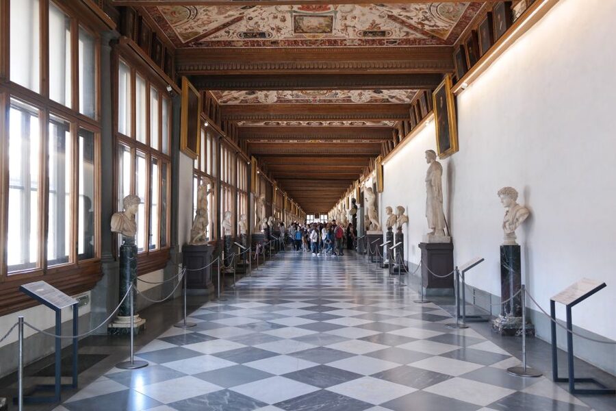 Florence: Uffizi Gallery Master Class Skip-the-Line Tour - Why the small group matters