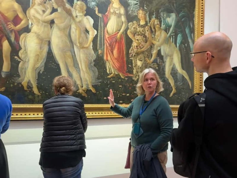 Florence: Uffizi Gallery Pre-Booked Entry & Agudio Guide APP - Entering the Uffizi without the regular ticket queue