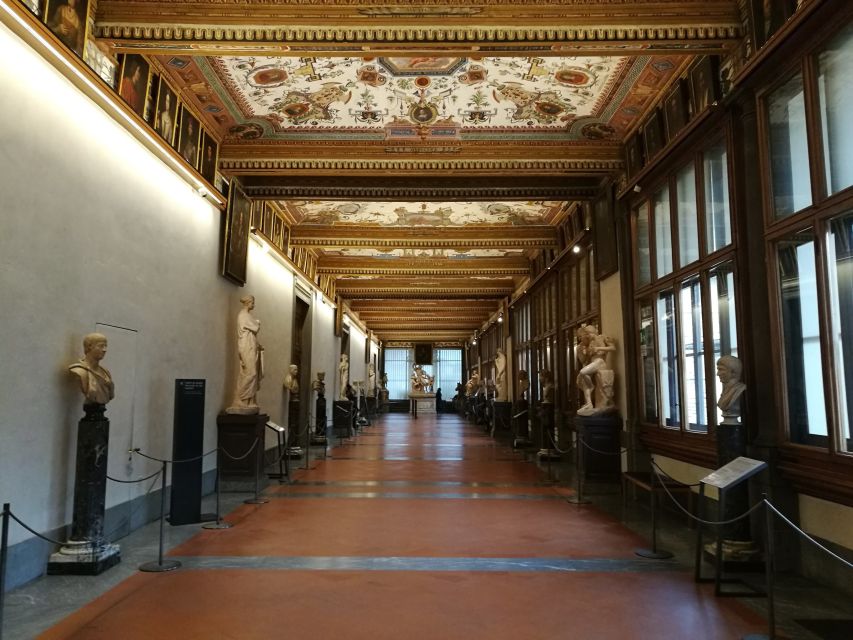 Florence: Uffizi Gallery Priority Entrance and Tour - Roman busts, tombs, and classical sculpture