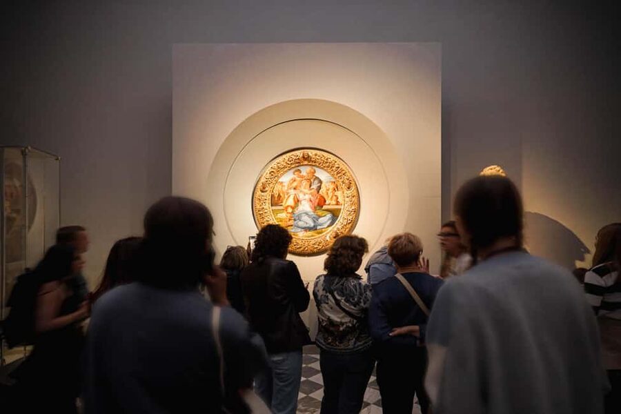 Florence: Uffizi Gallery Reserved Entry Ticket & Audioguide - Caravaggio’s Medusa and the dramatic final rooms