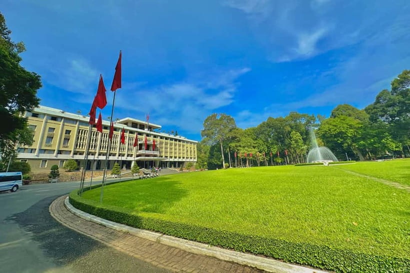 Free E-Sim War Remnants Museum & Independence Palace Tour - Key points to know before booking