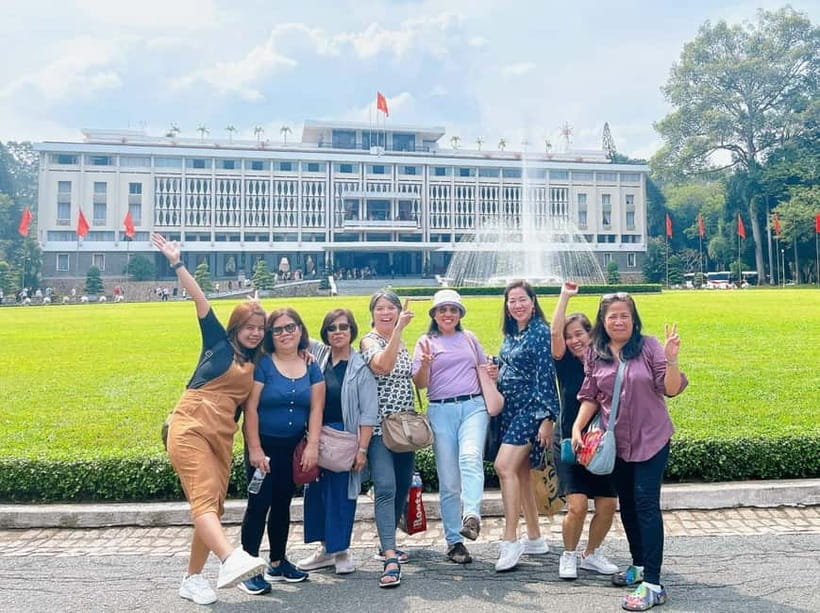 Free E-Sim War Remnants Museum & Independence Palace Tour - Why these two sites belong together
