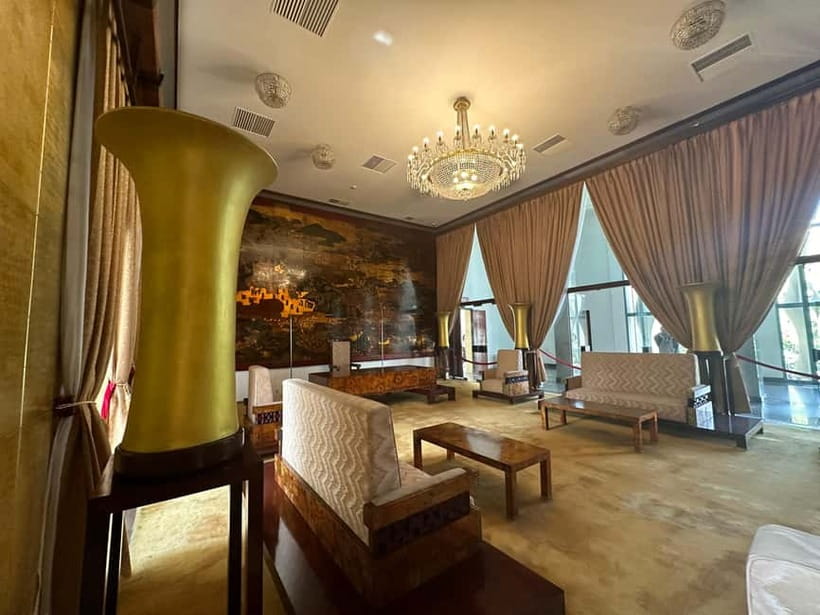 Free E-Sim War Remnants Museum & Independence Palace Tour - Booking details that matter