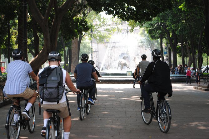 Frida Kahlo VIP [Museum Tickets Included] Bike, Markets & Churros - Casa Azul, with time to explore on your own