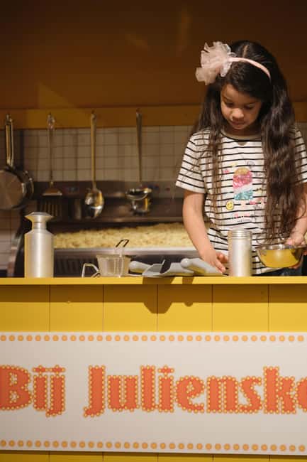 Frietmuseum Brussels: Entry to the fries museum with a tasty treat - Frietland and the Belgian Fry Tradition