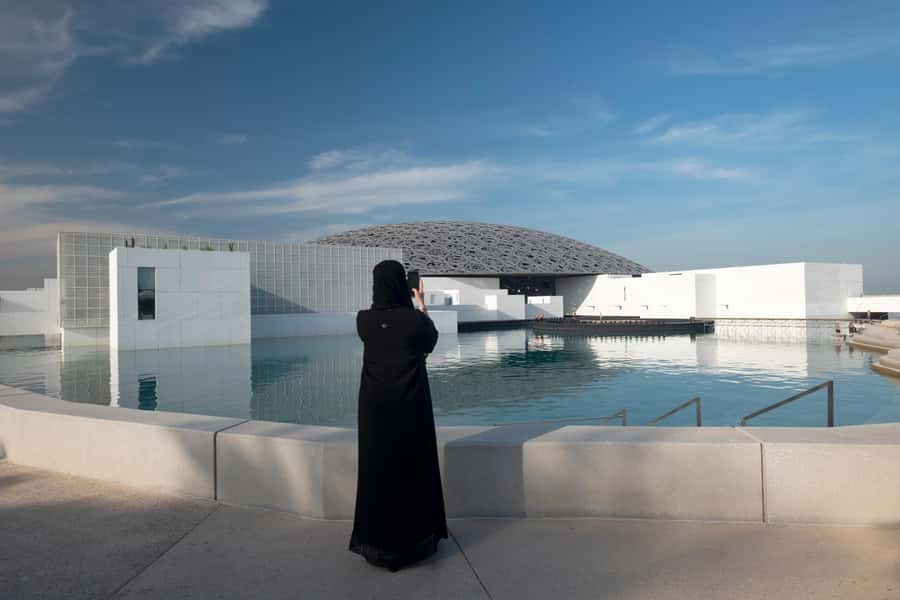 From Abu Dhabi: City Tour with Grand Mosque & Louvre Museum - Who will get the most from this tour