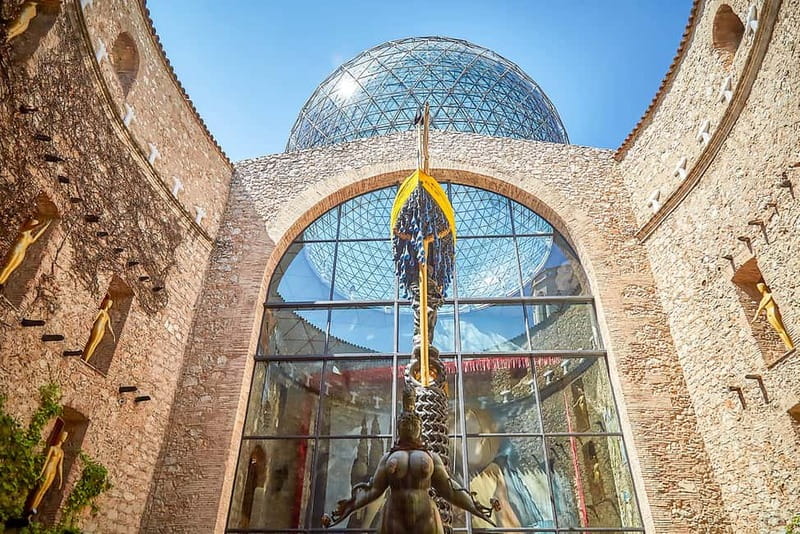 From Barcelona: Girona&Dalí Museum Day Trip with Small Group - The short ride to Figueres