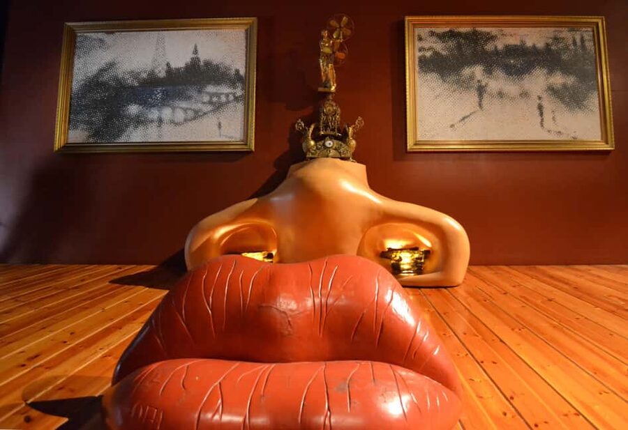 From Barcelona: Girona&Dalí Museum Day Trip with Small Group - Entering the Dalí Theatre-Museum