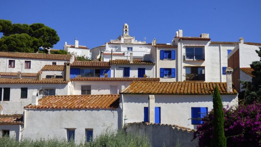 From Barcelona: Girona, Figueres, Dalí Museum, and Cadaqués - Cadaqués: the coastal reward at the end