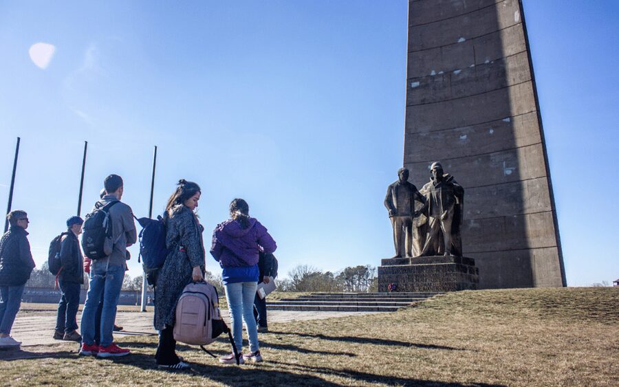 From Berlin: Sachsenhausen Concentration Camp Museum Tour - Three hours inside the Sachsenhausen Memorial