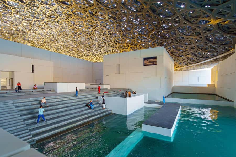 From Dubai: Abu Dhabi Grand Mosque & Louvre Museum Full-Day - Sheikh Zayed Grand Mosque: the day’s visual centerpiece