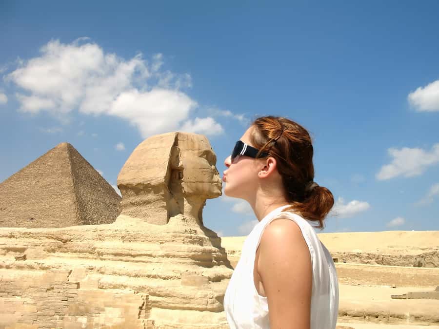 From Hurghada: Grand Egyptian Museum Pyramids Cairo Day Trip - The Great Pyramid and the Giza viewpoints
