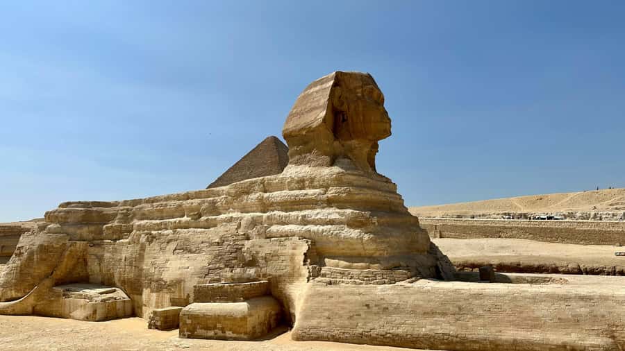 From Hurghada: Pyramids & Museum Small Group Tour by Van - The overnight pickup from Hurghada