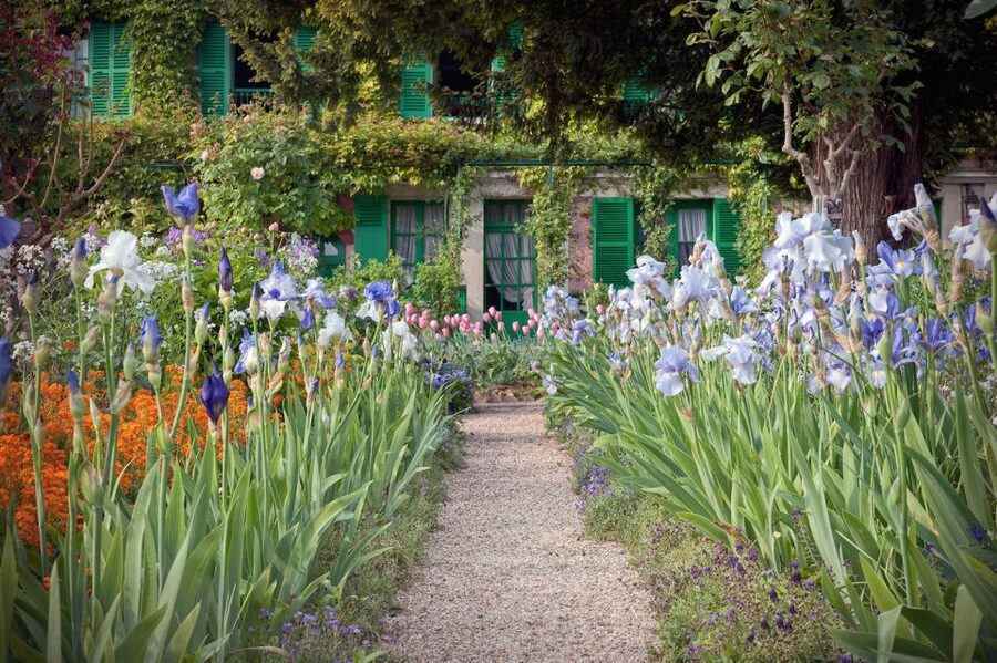 From Paris: Private Trip to Giverny, Monet's House & Museum - A second look at Impressionism