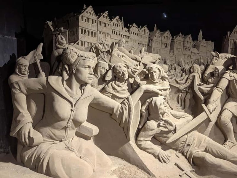 Garderen: Sandsculpture Exhibition Entry Ticket - Amsterdam’s story begins as a fishing village