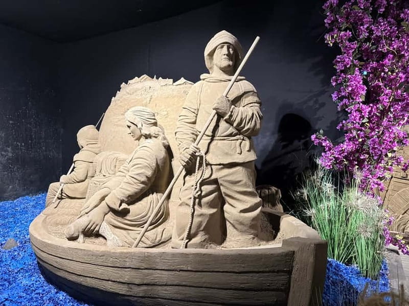Garderen: Sandsculpture Exhibition Entry Ticket - Wartime scenes and the city’s resilience