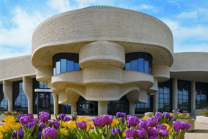 Gatineau: Canadian Museum of History Admission - Start with the Indigenous galleries and monumental poles