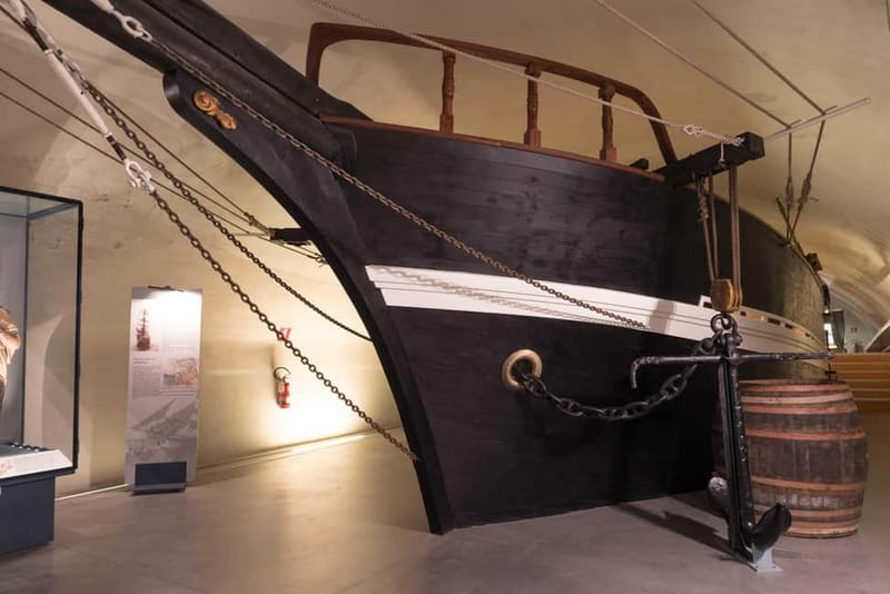 Genoa: Galata Maritime Museum and Nazario Sauro Submarine - See Genoa through its sea paintings