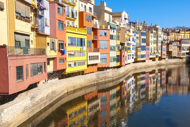 Girona and Dali Museum Full Day tour from Barcelona - Guides, language, and group size