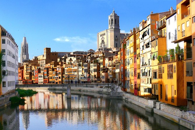 Girona & Dali Museum Small Group Tour with Pick-up from Barcelona - Why Girona and Dalí work so well together
