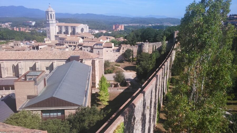 Girona: Jewish Heritage Guided City Tour and Museum Visit - Key points at a glance