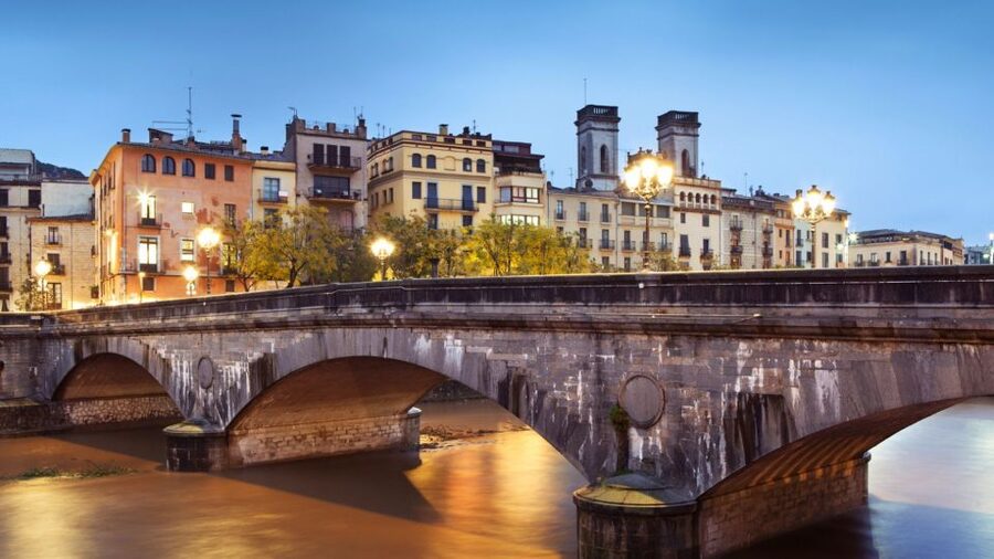 Girona: Jewish Heritage Guided City Tour and Museum Visit - Who will enjoy this Girona Jewish history tour?