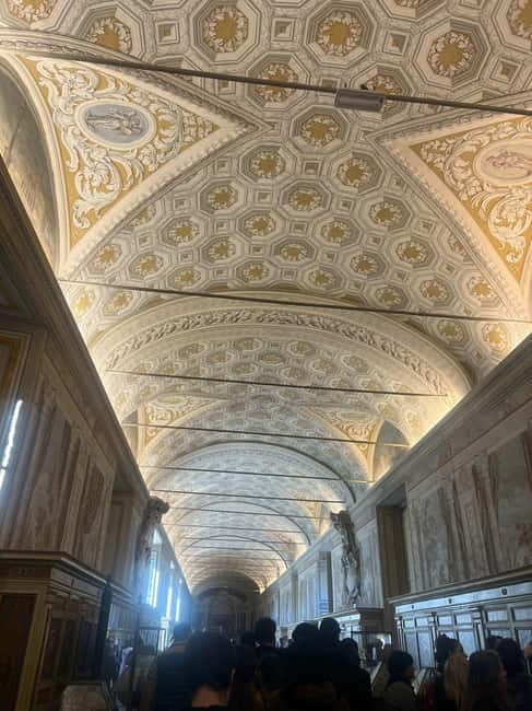 Guided Tour Vatican Museums & Sistine Chapel - Courtyard of the Pigna, an open-air pause