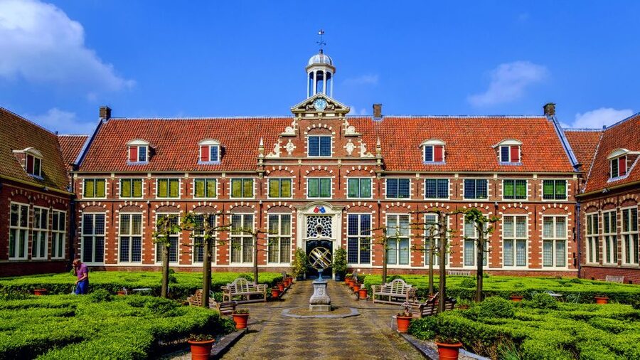 Haarlem: Frans Hals Museum Entrance Ticket with Audio Guide - Two buildings, one museum visit