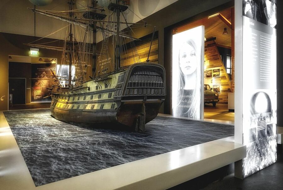 Hamburg: Emigration Museum BallinStadt Entry Ticket - Port of Dreams follows the departure process