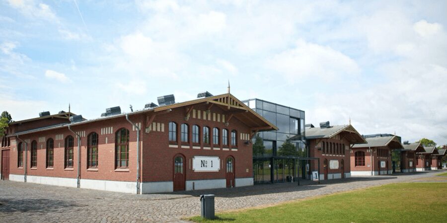 Hamburg: Emigration Museum BallinStadt Entry Ticket - World in Transit widens the story across five centuries