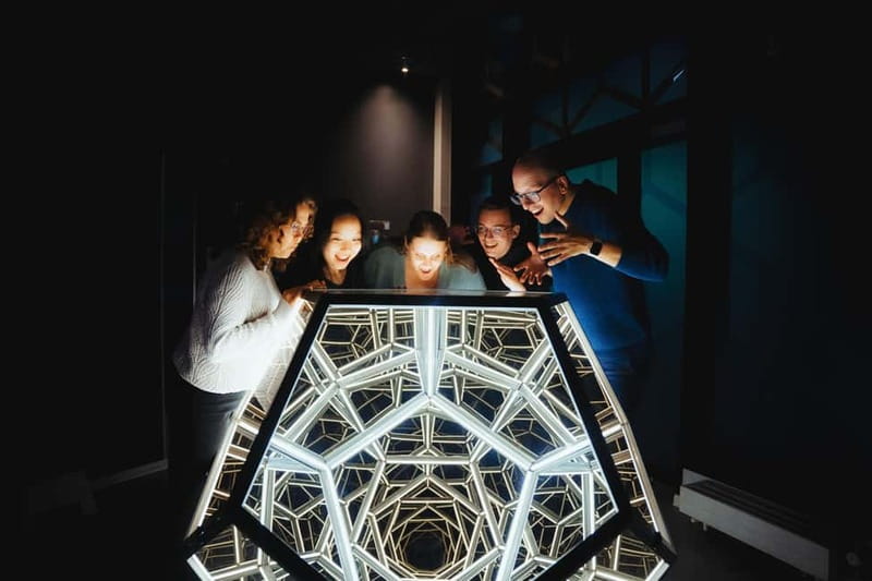 Hamburg: Museum of Illusions Ticket - How to make the most of a short visit