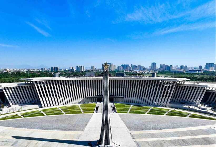 Hanoi: Vietnam Military History Museum & Landmarks Tour - Should you book the Military History Museum tour?