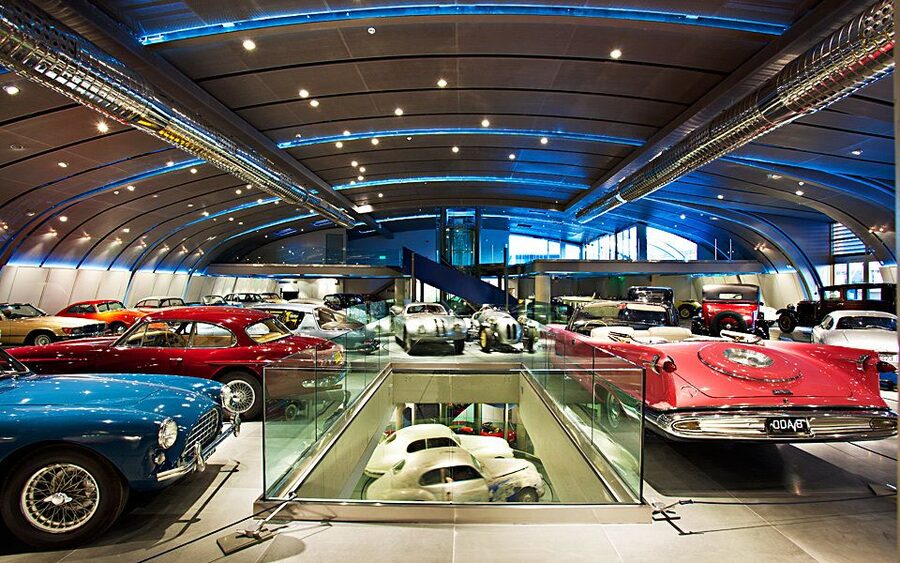 Hellenic Motor Museum Entrance Ticket - Getting inside Capitol Mall on Ioulianou Street