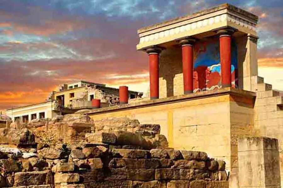 Heraklio:Knossos Palace-Museum-Heraklio ALL IN SKIP The line - Why Knossos deserves the first half of your day