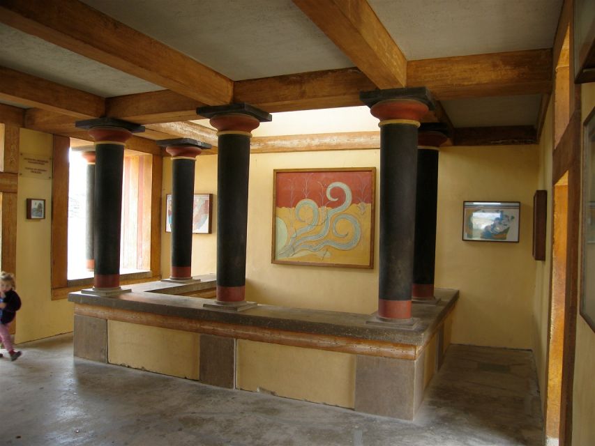 Heraklio:Knossos Palace-Museum-Heraklio ALL IN SKIP The line - The final call