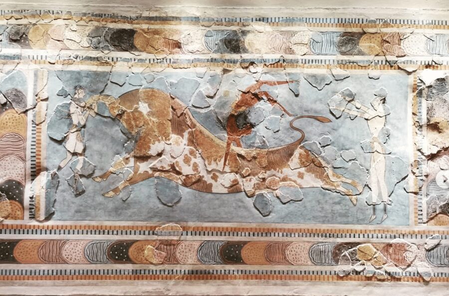 Heraklion Archaeological Museum Ticket & Audio Guide - Getting the audio guide ready