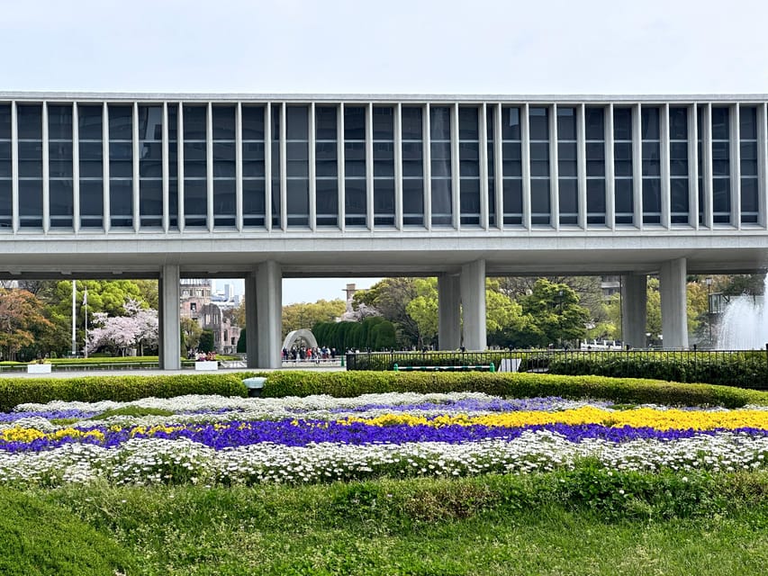 Hiroshima; Hiroshima Peace Memorial Museum and Castle Tour - The short walk to Hiroshima Castle