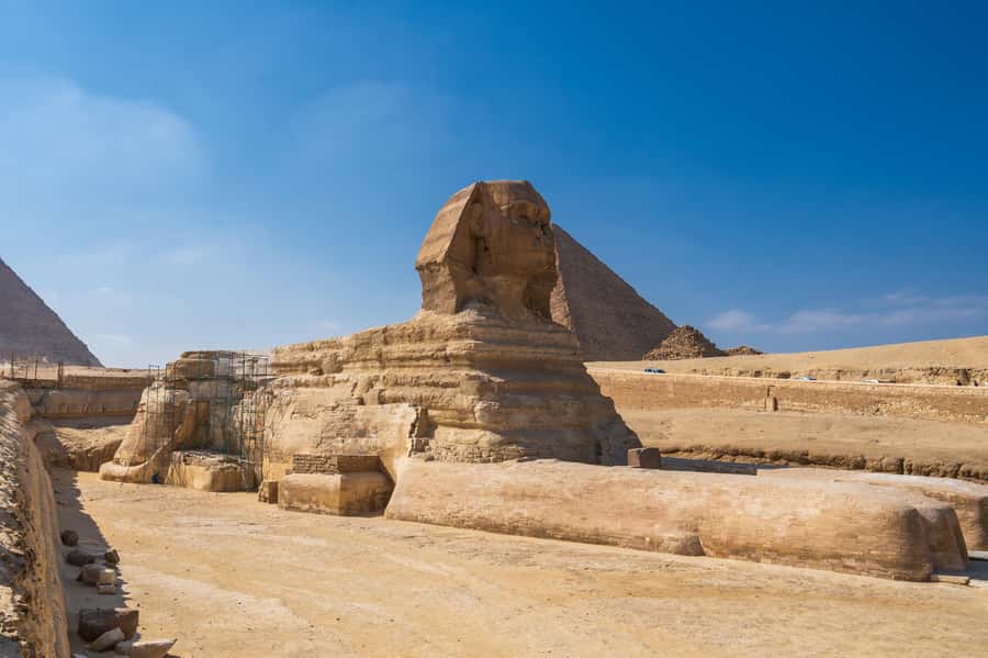 Hurghada: Cairo Pyramids, Sphinx, Museum & Bazaar Day Tour - Inside the Egyptian Museum
