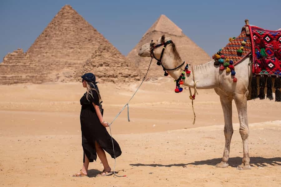 Hurghada: Cairo Pyramids, Sphinx, Museum & Bazaar Day Tour - Is $87 a fair price?