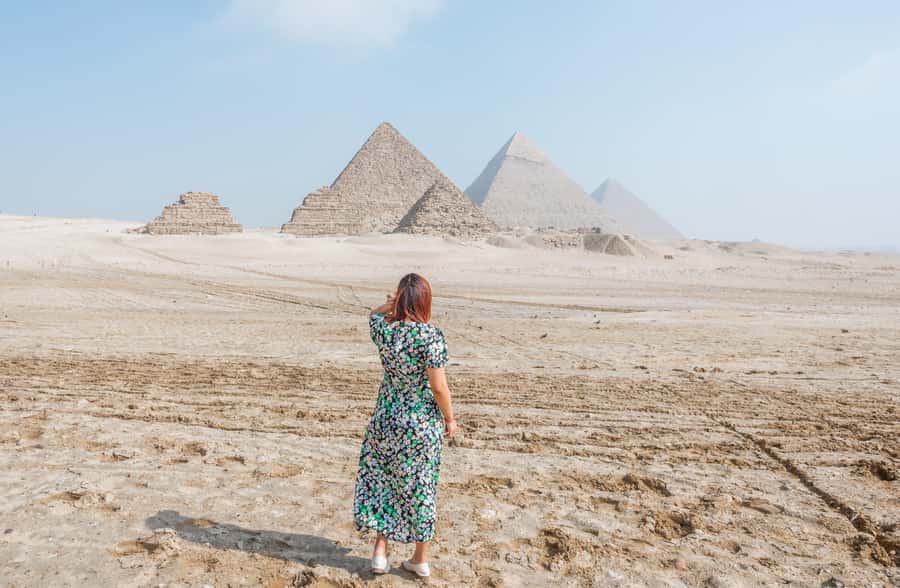Hurghada Day Trip to Giza Pyramids, Sphinx, Museum and lunch - Camel rides, shopping, and optional extras