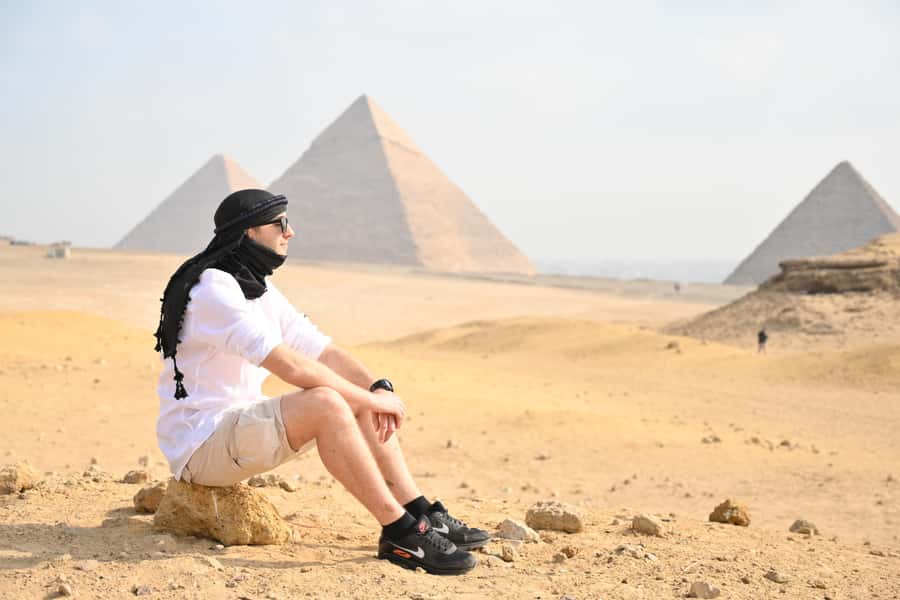 Hurghada: Giza Pyramids, Sphinx, Museum & Old Souq Day Trip - Key points at a glance
