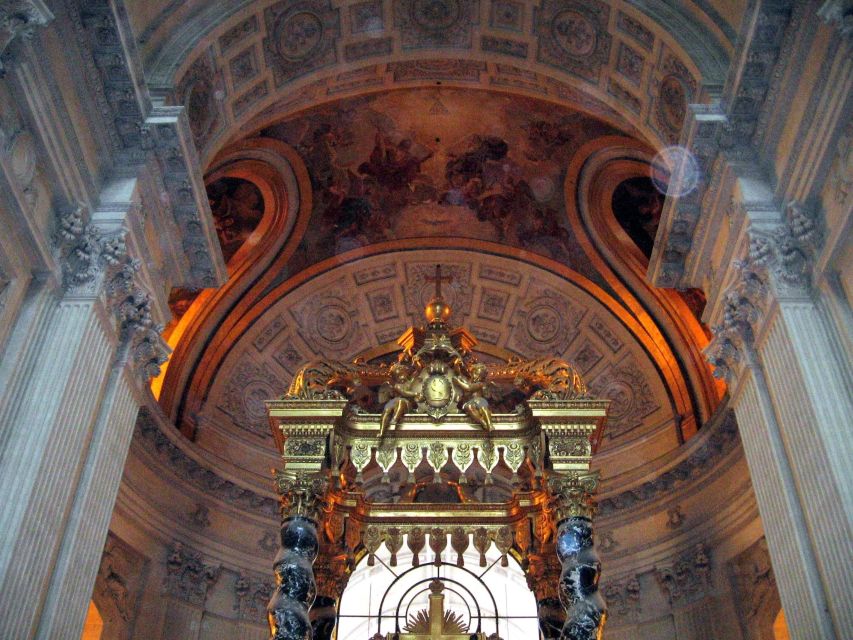 Invalides Museum - WWI & WWII - Guided Tour up to 8 guests - Napoleon’s tomb and the family around it