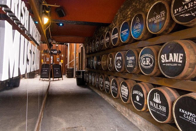 Irish Whiskey Museum: Whiskey Blending Experience - Four samples make the history practical